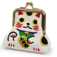 画像をギャラリービューアに読み込む, ポーチ がま口 おすわりポーチ ホワイト オレンジ グリーン レッド 招き猫 だるま かえる 福助 白 橙 緑 赤 縁起物 ねこ 蛙 帆布 コットン 綿 ガマ口 アヤノコパッチン 日本製