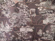 画像をギャラリービューアに読み込む, 洗える着物 コーディネートセット 4点セット 袷 名古屋帯 Mサイズ 茶 茶屋辻 猫 きもの 茶黒 縞 帯 薄抹茶 えんじ 正絹帯揚げ帯締め 松葉仕立て 小紋 レディース 女性 プレタ 和装 和服