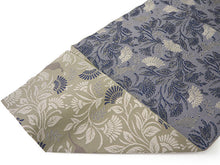 画像をギャラリービューアに読み込む, 洗える着物 コーディネートセット 4点セット 袷 名古屋帯 Mサイズ 青灰 幾何学柄 きもの 薄抹茶 花唐草 猫 帯 青緑 正絹帯揚げ帯締め 動物柄 松葉仕立て 小紋 レディース 女性 プレタ 和装 和服