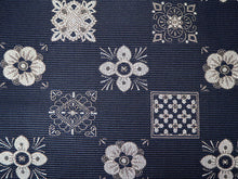 画像をギャラリービューアに読み込む, 洗える着物 コーディネートセット 4点セット 袷 名古屋帯 Lサイズ ライトグレー 梅 きもの 紺 花 帯 ピンク 正絹帯揚げ帯締め 薄ピンク 白灰 猫 市松 松葉仕立て 小紋 レディース 女性 プレタ 和装 和服