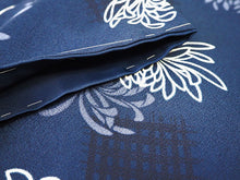 画像をギャラリービューアに読み込む, 洗える着物 コーディネートセット 4点セット 袷 名古屋帯 Lサイズ 青 菊 きもの 赤紫 縞 帯 水色 紺 正絹帯揚げ帯締め 格子 パープル ブルー 松葉仕立て 小紋 レディース 女性 プレタ 和装 和服