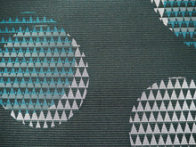 画像をギャラリービューアに読み込む, 洗える着物 コーディネートセット 4点セット 袷 名古屋帯 Lサイズ 紫 格子 きもの 深緑 丸 帯 グレー 薄茶 正絹帯揚げ帯締め 植物 葉 鱗 円 パープル グリーン 松葉仕立て 小紋 レディース 女性 プレタ 和装 和服