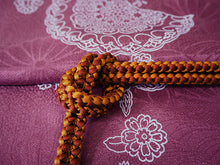 画像をギャラリービューアに読み込む, 洗える着物 コーディネートセット 4点セット 袷 名古屋帯 Lサイズ 黄緑 鹿の子柄 きもの ライトグレー 縞 帯 紫 薄茶 正絹帯揚げ帯締め 植物 グリーン パープル ブラウン 松葉仕立て 小紋 レディース 女性 プレタ 和装 和服