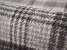 画像をギャラリービューアに読み込む, ストール 大判 カシミヤ ウール レディース グレー チェック ピュアウール 灰色 千鳥格子 フリンジ 羽織 ショール マフラー 肩掛け ひざ掛け カジュアル おしゃれ 秋 冬 防寒 女性 和装 洋服 あす楽