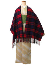 画像をギャラリービューアに読み込む, ストール 大判 ウール レディース レッド ブルー チェック ピュアウール 青 赤 フリンジ 羽織 ショール マフラー 肩掛け ひざ掛け カジュアル おしゃれ 秋 冬 防寒 女性 和装 洋服 あす楽