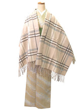画像をギャラリービューアに読み込む, ストール 大判 ウール レディース ベージュ チェック ピュアウール フリンジ 羽織 ショール マフラー 肩掛け ひざ掛け カジュアル おしゃれ 秋 冬 防寒 女性 和装 洋服 あす楽