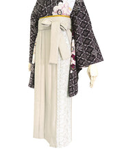 画像をギャラリービューアに読み込む, 袴セット 卒業式 ブラウン地牡丹 二尺袖着物 ベージュ レース 袴 セット 小紋柄 小学生 大学生 専門学校
