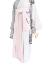 画像をギャラリービューアに読み込む, 袴セット 卒業式 ベージュグレー地菊柄 二尺袖着物 ピンク グレー バイカラー 袴 セット 絵羽柄 小学生 大学生 専門学校