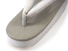 画像をギャラリービューアに読み込む, カレンブロッソ 草履 単品 S M L グレーベージュ 土台 白 格子 鼻緒 白系 レディース カフェ草履 菱屋 Calen Blosso ゾウリ カフェぞうり 女性用 カジュアル 日本製 履物 着物 きもの 和装小物