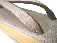 画像をギャラリービューアに読み込む, カレンブロッソ 草履 単品 S M L ベージュ 土台 アイボリー ペイズリー 鼻緒 ベージュ系 レディース カフェ草履 菱屋 Calen Blosso ゾウリ カフェぞうり 女性用 カジュアル 日本製 履物 着物 きもの 和装小物