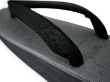 画像をギャラリービューアに読み込む, カレンブロッソ 草履 単品 S M L グレー 土台 黒 ペイズリー 鼻緒 黒系 レディース カフェ草履 菱屋 Calen Blosso ゾウリ カフェぞうり 女性用 カジュアル 日本製 履物 着物 きもの 和装小物