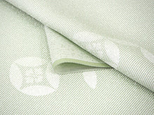 画像をギャラリービューアに読み込む, 正絹 小紋 反物 丹後ちりめん 若葉色 万筋小紋 七宝 フルオーダー 仕立て付き 着物 飛び柄 グリーン 和装 和服 単品 女性 レディース 送料無料