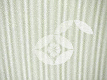 画像をギャラリービューアに読み込む, 正絹 小紋 反物 丹後ちりめん 若葉色 万筋小紋 七宝 フルオーダー 仕立て付き 着物 飛び柄 グリーン 和装 和服 単品 女性 レディース 送料無料