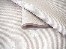 画像をギャラリービューアに読み込む, 正絹 小紋 反物 丹後ちりめん 薄茶色 万筋小紋 雪輪 フルオーダー 仕立て付き 着物 飛び柄 ライトブラウン 和装 和服 単品 女性 レディース 送料無料