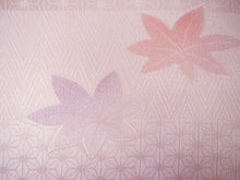 画像をギャラリービューアに読み込む, 帯揚げ 帯締め セット 正絹 カジュアル向き 平組 薄ピンク 紫 麻の葉 紅葉 帯あげ 渋ピンク 白 帯〆 和装 小物 レディース 女性 婦人 おびあげ おびじめ ネコポス便可能 あす楽