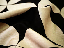 画像をギャラリービューアに読み込む, 洗える着物 メンズ 仕立て上がり 黒×ベージュ 七宝 紬風 Lサイズ ハナエモリ 単品 男性 和装 和服 きもの プレタ 春 秋 冬 きもの カジュアル 普段着 ポリエステル 送料無料 あす楽