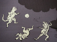 画像をギャラリービューアに読み込む, 長襦袢 洗える 反物 東レ 撫松庵 シルックデュエット フルオーダー 仕立て付 チャコールグレー 鳥獣戯画 女性 レディース 襦袢 無双袖 長じゅばん 着物 和装 和服 きもの 単品 インナー おしゃれ TORAY sillookduet 送料無料