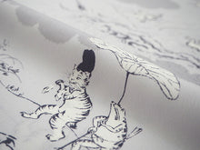 画像をギャラリービューアに読み込む, 長襦袢 洗える 反物 東レ 撫松庵 シルックデュエット フルオーダー 仕立て付 ライトグレー 鳥獣戯画 女性 レディース 襦袢 無双袖 長じゅばん 着物 和装 和服 きもの 単品 インナー おしゃれ TORAY sillookduet 送料無料