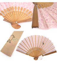 画像をギャラリービューアに読み込む, 扇子 扇子袋 2点セット 4種類 猫 犬 人気のアニマルシリーズ ピンク グリーン 紺 ベージュ ねこ いぬ 柴犬 ギフト 母の日 レディース プレゼント 実用的 箱入り ラッピング無料