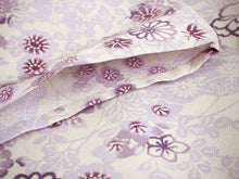 画像をギャラリービューアに読み込む, 洗える着物 単衣 小紋 Lサイズ 仕立て上がり 単品 薄紫 竹垣 笹 四季の花 菊 松 紅葉 梅 牡丹 パープル 女性 レディース 和装 和服 きもの プレタ 春 秋 きもの カジュアル 可愛い 普段着 ポリエステル 送料無料 あす楽