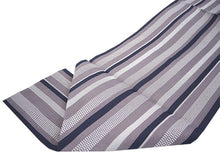 画像をギャラリービューアに読み込む, 洗える着物 コーディネートセット Lサイズ 単衣 藤色 桜 丸に花 きもの 灰青 縞 名古屋帯 薄オレンジ 黄色 正絹帯揚げ帯締め パープル グレー ブルー イエロー 春 秋 4点セット 小紋 レディース 女性 着物 帯 帯あげ 帯〆 プレタ 和装 和服