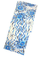 画像をギャラリービューアに読み込む, 浴衣 単品 レディース オフホワイト地 青 花火 ブルー 単品 フリーサイズ 大人 ゆかた yukata 綿 粋 レトロ モダン 和装 和服 女性 夏祭り 花火大会