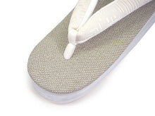 画像をギャラリービューアに読み込む, カレンブロッソ 草履 単品 M グリーン ベージュ 土台 アイボリー 博多織 鼻緒 レディース カフェ草履 菱屋 Calen Blosso ゾウリ カフェぞうり 女性用 カジュアル 日本製 履物 着物 きもの 和装小物