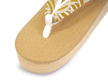 画像をギャラリービューアに読み込む, カレンブロッソ 草履 単品 M ベージュ 土台 からし色 博多織 鼻緒 レディース カフェ草履 菱屋 Calen Blosso ゾウリ カフェぞうり 女性用 カジュアル 日本製 履物 着物 きもの 和装小物