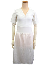 画像をギャラリービューアに読み込む, ワンピース 肌襦袢 東レ 着物スリップ ブラジャー 機能付 M L オールシーズン 和+ぶらすりっぷ 花柄 レース 吸汗 速乾 快適 汗取 裾除け 肌襦袢 和装ブラ 浴衣 着物 洋装 インナーワンピース スリップ ネコポス便発送可能