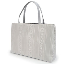 画像をギャラリービューアに読み込む, 着物 和装 バッグ 単品 日本製 グレーベージュ 縞 唐草 トートバッグ 横長 普段使い 小紋 紬用 手提げ おしゃれ 通年用 大人 レディース 女性 お茶会 お稽古