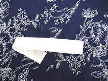 画像をギャラリービューアに読み込む, 子ども 浴衣 女の子 紺 花柄 ゆかた 110 120 130 5歳 6歳 7歳 8歳 9歳 10歳 子ども服 ニュアンスカラー くすみカラー こども 子供 おしゃれ モダン 幼稚園 保育園 キッズ ガールズ 小学生 七夕 花火大会 夏祭り 和服 あす楽対応商品 送料無料