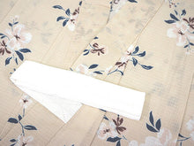 画像をギャラリービューアに読み込む, 子ども 浴衣 女の子 ベージュ 桜 花 ゆかた 110 120 130 5歳 6歳 7歳 8歳 9歳 10歳 子ども服 ニュアンスカラー くすみカラー こども 子供 おしゃれ モダン 幼稚園 保育園 キッズ ガールズ 小学生 七夕 花火大会 夏祭り 和服 あす楽対応商品 送料無料