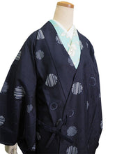 画像をギャラリービューアに読み込む, 雨コート 着物用 レインコート 道中衿 レディース 黒 流水地紋 雪輪 XL LLサイズ相当 携帯ポーチ付き 雨具 かっぱ  雨の日 ワンピースタイプ 一部式 撥水加工 和服 丈長 送料無料