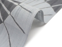 画像をギャラリービューアに読み込む, 竺仙 浴衣 夏着物 反物 単品 注染 綿 かげろうゆかた ライトグレー地 源氏車 柄 レディース 女性 大人 ゆかた 古典 上品 ブランド 老舗 ちくせん 日本製 和装 和服 送料無料