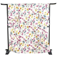 画像をギャラリービューアに読み込む, 洗える着物 袷 仕立て上がり 単品 ライトベージュ地 ピンク 花柄 百華 女性 レディース 和装 和服 きもの カジュアル プレタ 春 秋 冬 きもの かわいい 普段着 ポリエステル