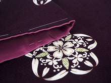 画像をギャラリービューアに読み込む, 洗える着物 袷 小紋 フリーサイズ 仕立て上がり 単品 葡萄色 紫 華紋 レトロ 女性 レディース 着物 和装 和服 きもの プレタ モダン カジュアル 普段着