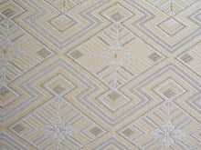 画像をギャラリービューアに読み込む, 草履バッグセット 礼装 留袖用 アイボリー 入り子菱柄 ハンドバッグ シルバー フリー サイズ 正絹 佐賀錦 フォーマル 訪問着 色無地 和装小物 草履 バッグ セット 結婚式 披露宴 園遊会 卒業式 入学式 女性 レディース 日本製