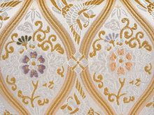 画像をギャラリービューアに読み込む, 草履バッグセット 礼装 留袖用 ライトベージュ地 立涌 花 鶴 ハンドバッグ ゴールド フリー サイズ 正絹 佐賀錦 フォーマル 訪問着 色無地 和装小物 草履 バッグ セット 結婚式 披露宴 園遊会 卒業式 入学式 女性 レディース 日本製