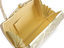 画像をギャラリービューアに読み込む, 草履バッグセット 礼装 留袖用 ライトゴールド地 唐草柄 ハンドバッグ ゴールド Mサイズ 正絹 西陣織 紗織 パールトーン 撥水加工 消臭 抗菌 フォーマル 訪問着 色無地 和装小物 草履 バッグ セット 結婚式 披露宴 園遊会 卒業式 入学式 女性 レディース 日本製