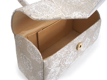 画像をギャラリービューアに読み込む, 草履バッグセット 礼装 留袖用 アイボリー地 立涌 華紋柄 ハンドバッグ フリー サイズ 正絹 西陣織 フォーマル 訪問着 色無地 和装小物 草履 バッグ セット 結婚式 披露宴 園遊会 卒業式 入学式 女性 レディース 日本製