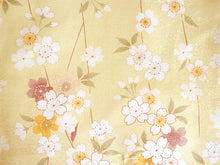 画像をギャラリービューアに読み込む, 洗えるきもの2点福袋 2024福袋 クリーム地 枝垂れ桜柄 Mサイズ Lサイズ 着物 桜 刺繍足袋 1,000円offクーポン付き 家で洗える ストレッチ足袋 セット 和装小物 和服 着物 新春 福袋