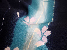 画像をギャラリービューアに読み込む, 洗えるきもの2点福袋 2024福袋 ネイビー地 桜柄 縞 Mサイズ 着物 刺繍足袋 1,000円offクーポン付き 家で洗える ストレッチ足袋 セット 和装小物 和服 着物 新春 福袋