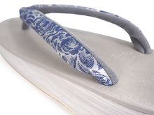 画像をギャラリービューアに読み込む, 草履 カレンブロッソ Mサイズ シルバーグレー 台 グレー地 花柄 鼻緒 足が痛くなりにくい 歩きやすい レディース 女性 着物 和装 Calen Blosso