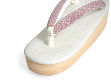 画像をギャラリービューアに読み込む, カレンブロッソ 草履 単品 Mサイズ 薄緑 台 赤地 小花柄 鼻緒 レディース カフェ草履 菱屋 Calen Blosso 履きやすい ゾウリ カフェぞうり 女性用 カジュアル 日本製 履物 着物 きもの 和装小物