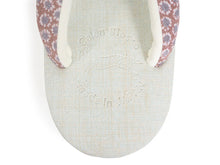 画像をギャラリービューアに読み込む, カレンブロッソ 草履 単品 Mサイズ 薄緑 台 赤地 小花柄 鼻緒 レディース カフェ草履 菱屋 Calen Blosso 履きやすい ゾウリ カフェぞうり 女性用 カジュアル 日本製 履物 着物 きもの 和装小物