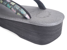 画像をギャラリービューアに読み込む, 草履 カレンブロッソ Lサイズ 濃グレー 台 カラフル モザイク 格子柄 鼻緒 足が痛くなりにくい 歩きやすい レディース 女性 着物 和装 Calen Blosso