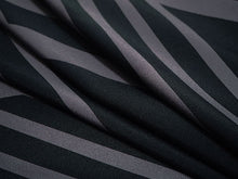 画像をギャラリービューアに読み込む, 洗える 着物 反物 単品 メンズ 黒地×グレー 直線柄 男性女性兼用柄 粋 レディース 女性 小紋 和装 和服 袷 単衣 きもの 羽織 コート
