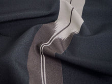 画像をギャラリービューアに読み込む, 洗える 着物 反物 単品 メンズ 黒地×茶色 矢羽根柄 男性女性兼用柄 粋 レディース 女性 小紋 和装 和服 袷 単衣 きもの 羽織 コート