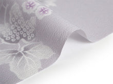 画像をギャラリービューアに読み込む, 洗える 着物 反物 単品 レディース ライトグレー地 ツタに花柄 市田ひろみ好み 女性 小紋 和装 和服 袷 単衣 きもの 羽織 コート