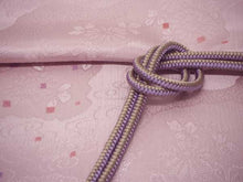 画像をギャラリービューアに読み込む, コーディネート済 袷着物4点セット(着物・名古屋帯・帯揚げ・帯締め) 自宅で洗濯OK フリーサイズ 淡黄緑色ぼかし地蔦柄きもの 深緑地地格子柄帯 コーディネートが不安な方に